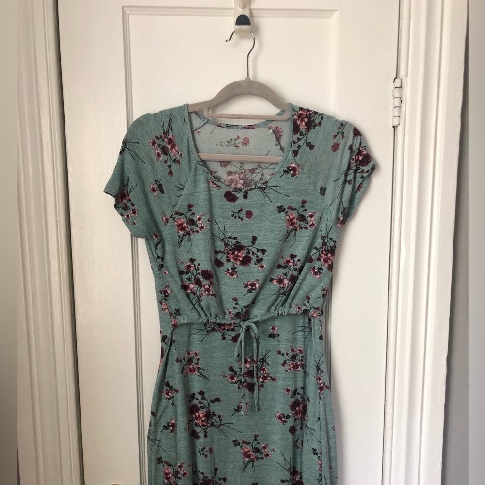 Latched Mama sage green short sleeve drawstring dress